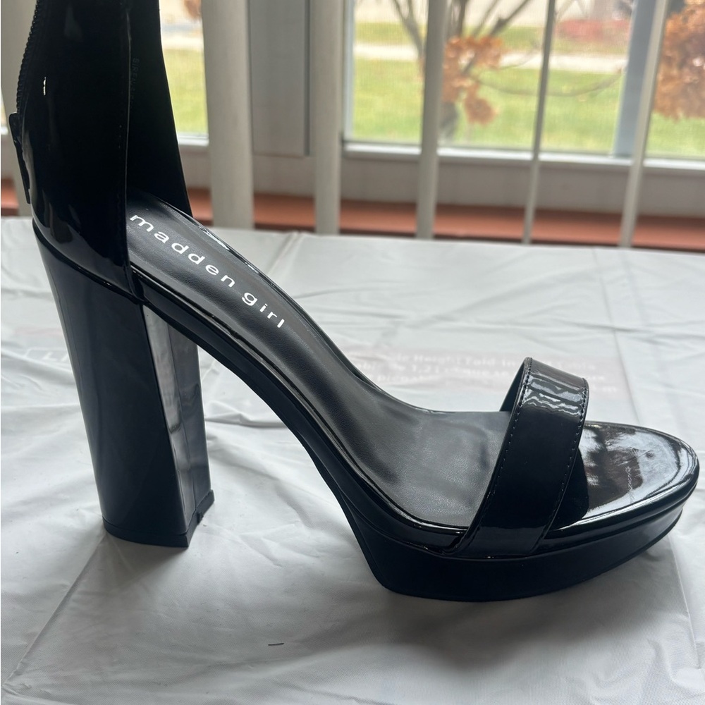Madden Girl Glossy Black Block Heels